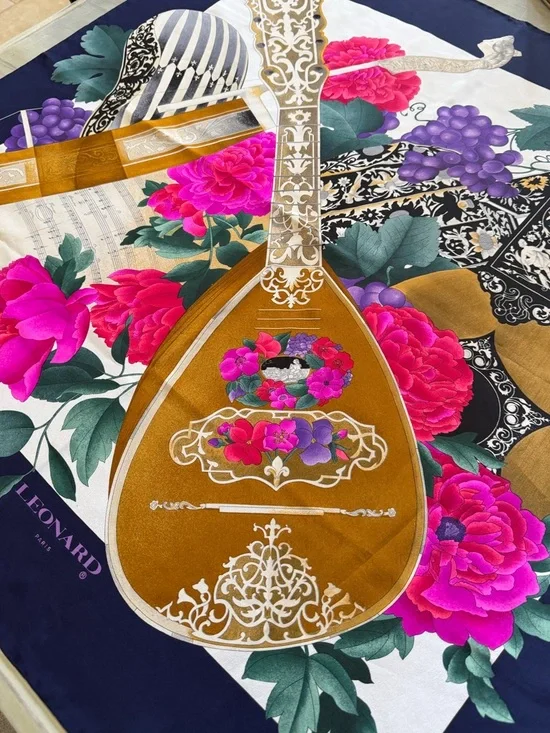 LEONARD Paris 100% Silk Scarf Baroque Arrangement Stringed Instrument Peony Navy - Picture 5 of 16